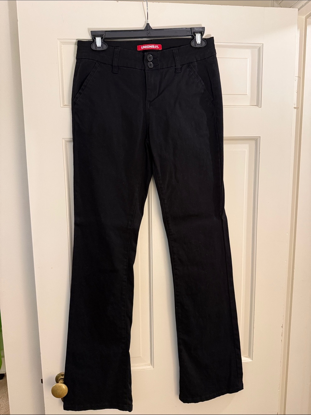 UNIONBAY Women's Black Flare pants with stretch!